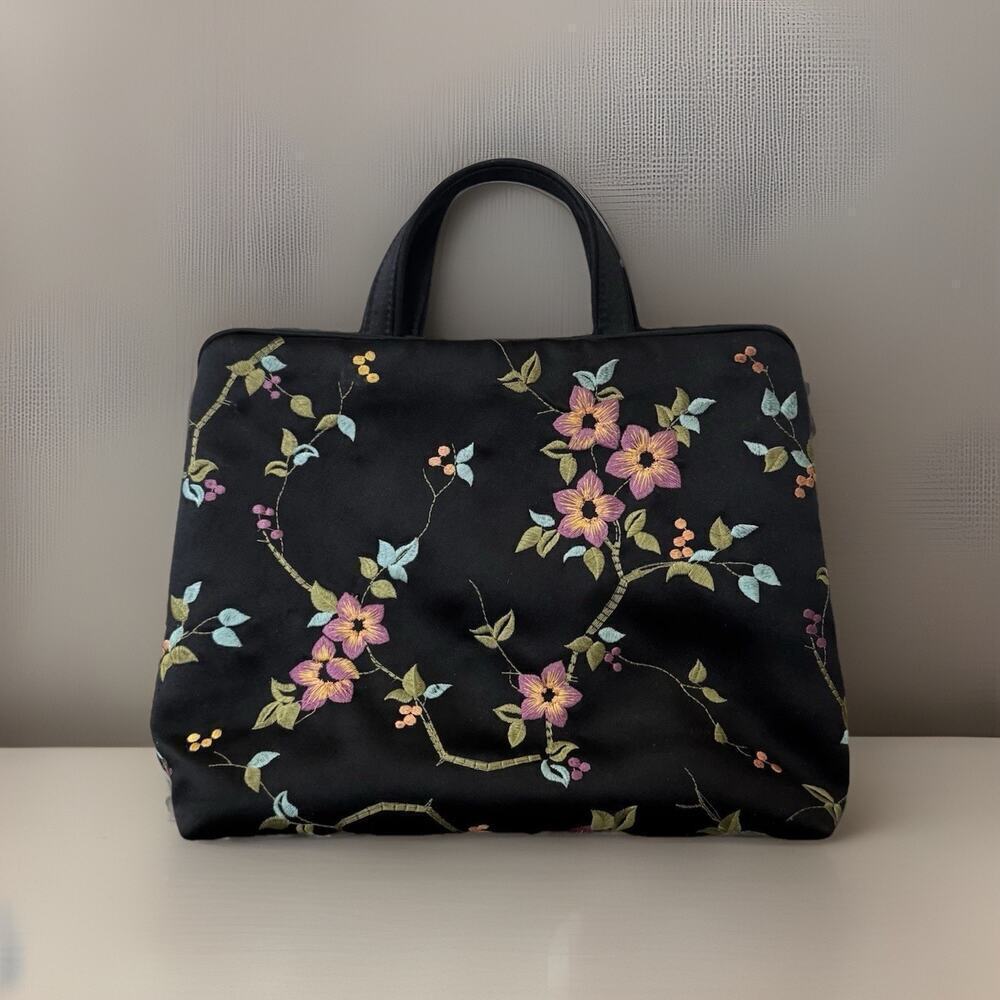 Vintage Neiman Marcus Collection Embroidered Travel Toiletry Bag Make Up Case